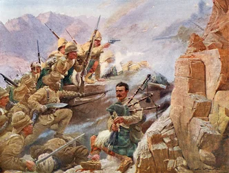 Gurkhas bewaffnet mit ihren Kukri oder Khukuri, einem nepalesischen Messer mit einer nach innen gebogenen Klinge, zusammen mit Mitgliedern der Gordon Highlanders, die 1897 während der Tirah-Kampagne die Dargai-Höhen stürmen